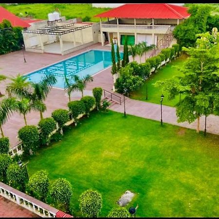 Jaidev Farms And Resort Chhindwāra Esterno foto