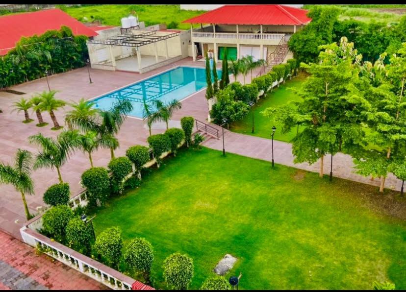 Jaidev Farms And Resort Chhindwāra Esterno foto