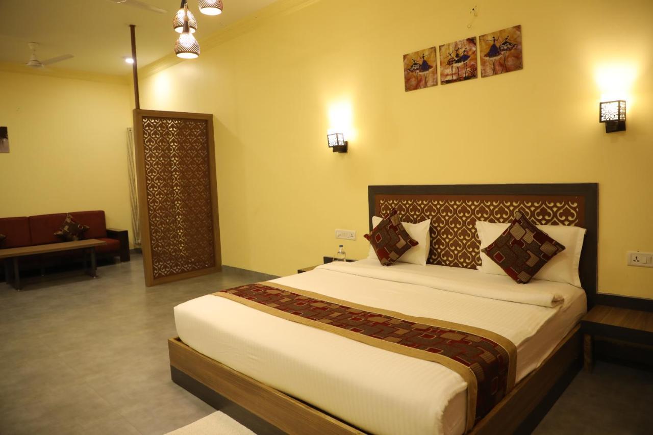 Jaidev Farms And Resort Chhindwāra Esterno foto