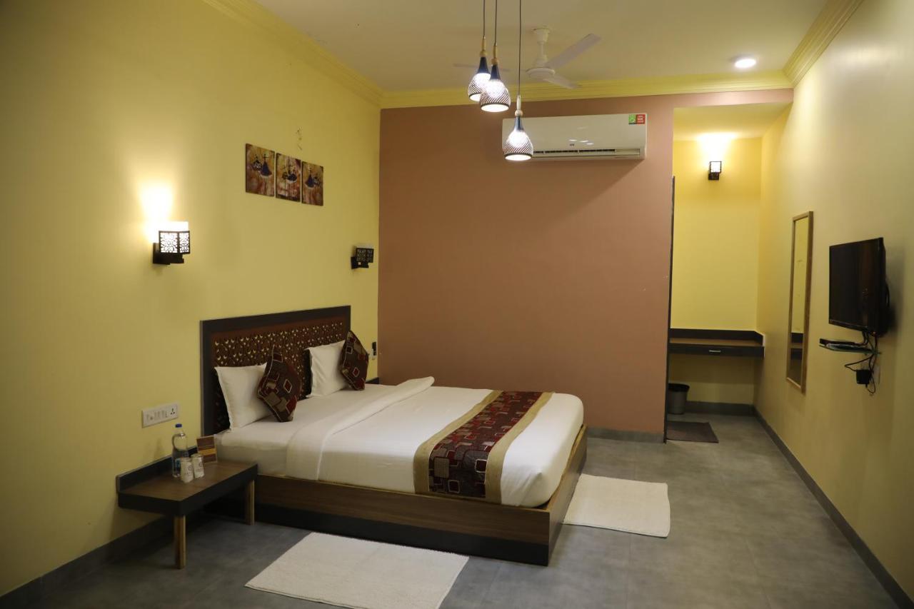 Jaidev Farms And Resort Chhindwāra Esterno foto